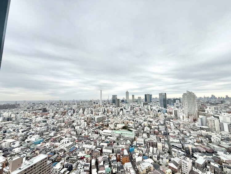 その他 眺望や窓からの景色が良いと、家で過ごす時間も快適です。