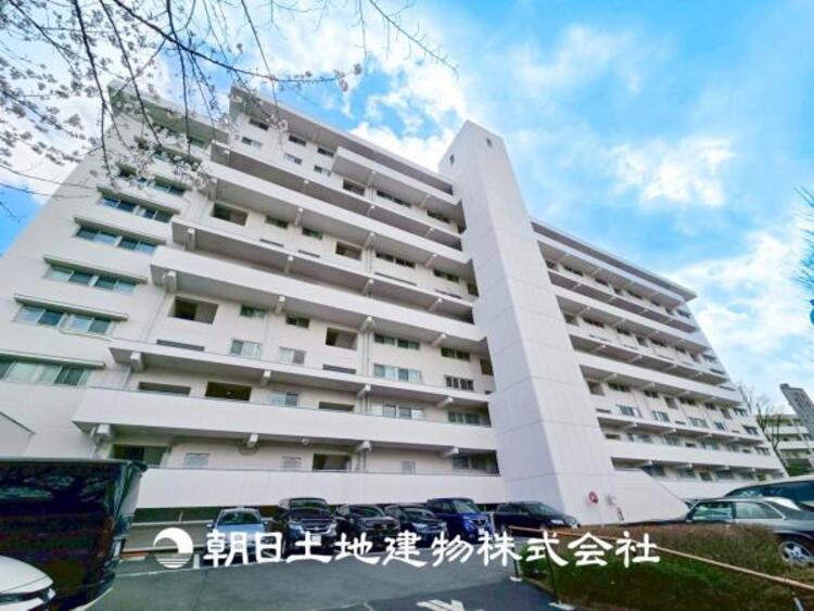 外観 【外観写真】特別な空間はたくさんの光を浴び、風を感じ、暮らしの時間を豊かにしてくれます。