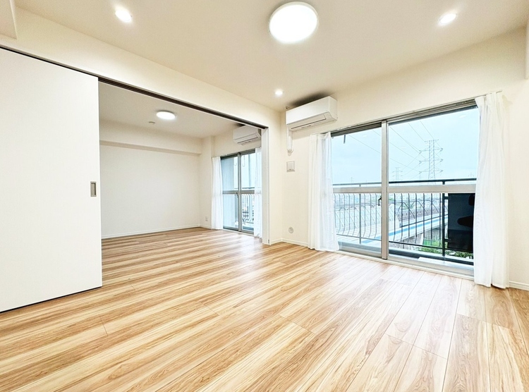 居間 「空間が織り成すひとつ先の住み心地」を演出します。