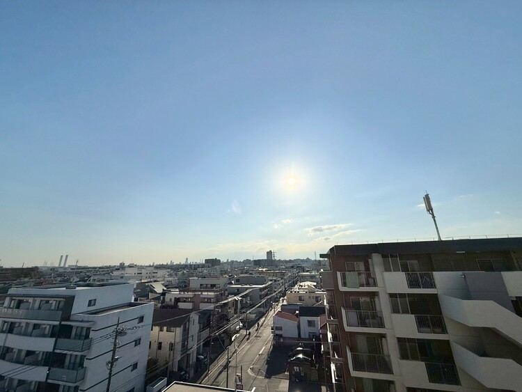 その他 眺望や窓からの景色が良いと、家で過ごす時間も快適です。