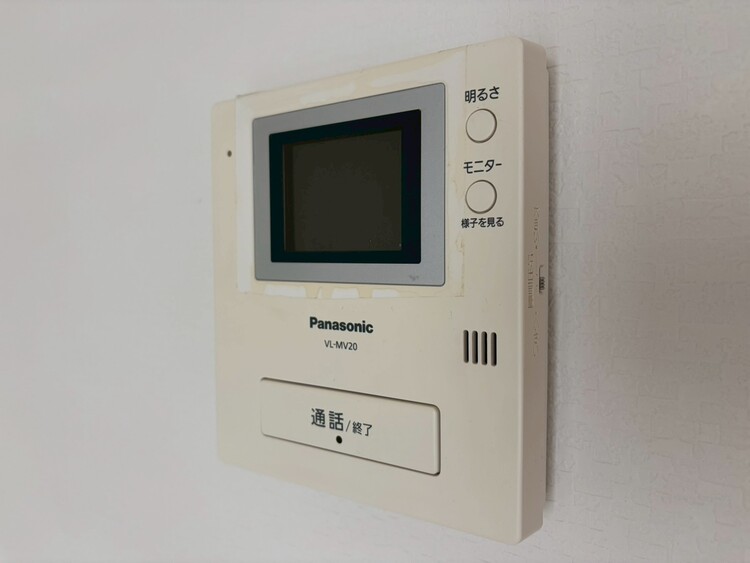 その他 誰が来てもわかる様にモニター付きインターホンを設置。