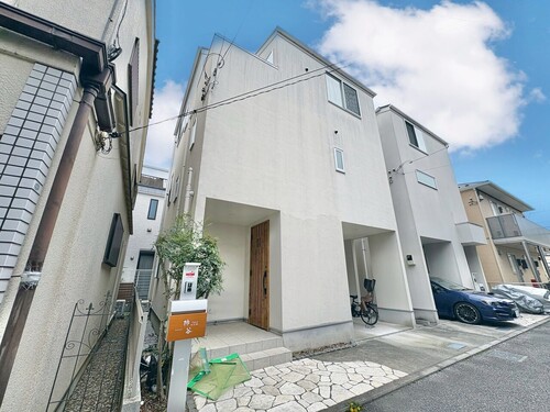 三鷹市下連雀４丁目の物件画像