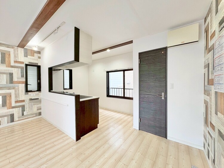 居間 豊かな居住性と、安心感を満たすクオリティが見事に調和した住空間。