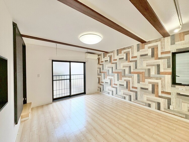 居間 快適に過ごす毎日を求めて、暮らしの中でご自身の「マイホーム」に創り上げてください。