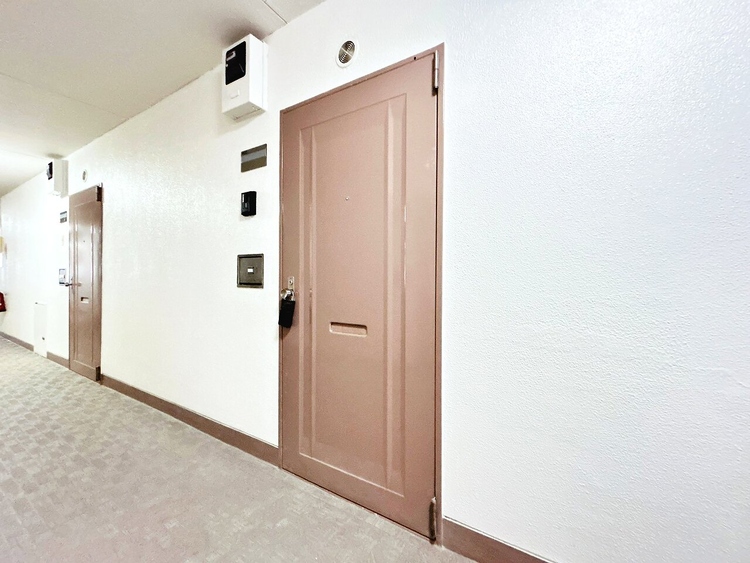 玄関 玄関を開ければ、そこは安らぎのご自宅。