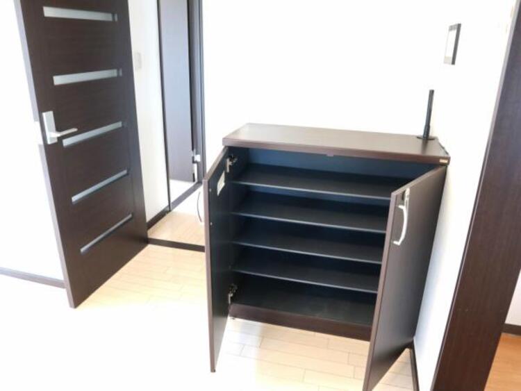 収納 空間を効率的に利用し収納スペースを確保。一日の始まりと終わりを美しく演出します。