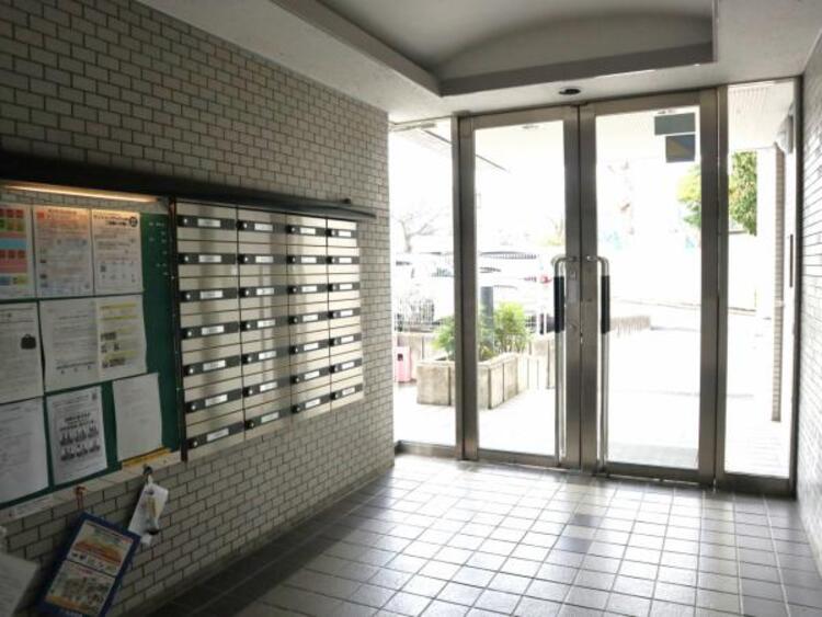 その他 管理の行き届いた清潔感のあるロビー。毎日帰ってくるのが楽しみになります。