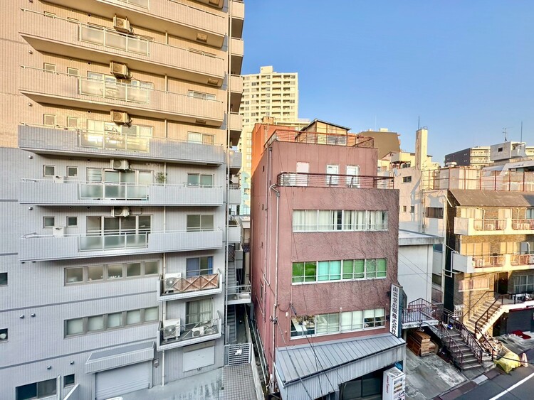 その他 眺望や窓からの景色が良いと、家で過ごす時間も快適です。