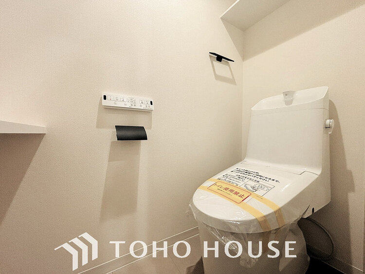 トイレ トイレには快適な温水洗浄便座付