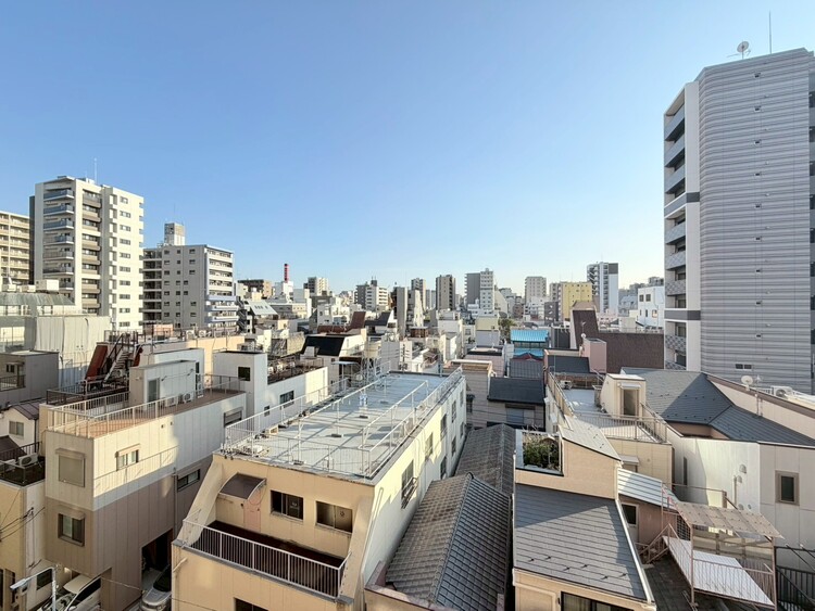 その他 眺望や窓からの景色が良いと、家で過ごす時間も快適です。