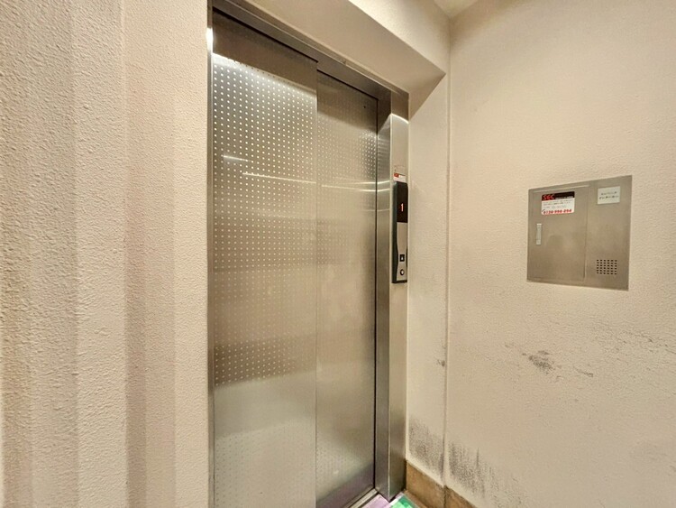 その他 エレベーター完備のため荷物が多くなっても安心。