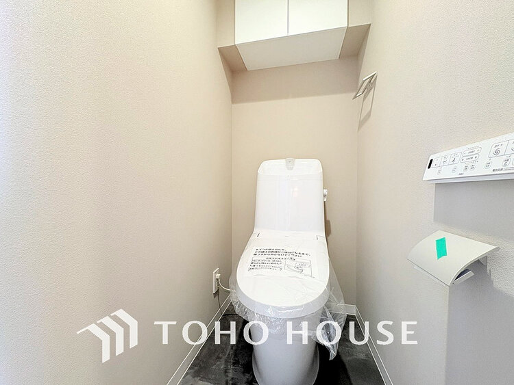 トイレ トイレには快適な温水洗浄便座付
