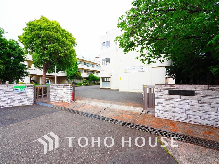 周辺 横浜市立菅田中学校　距離450m