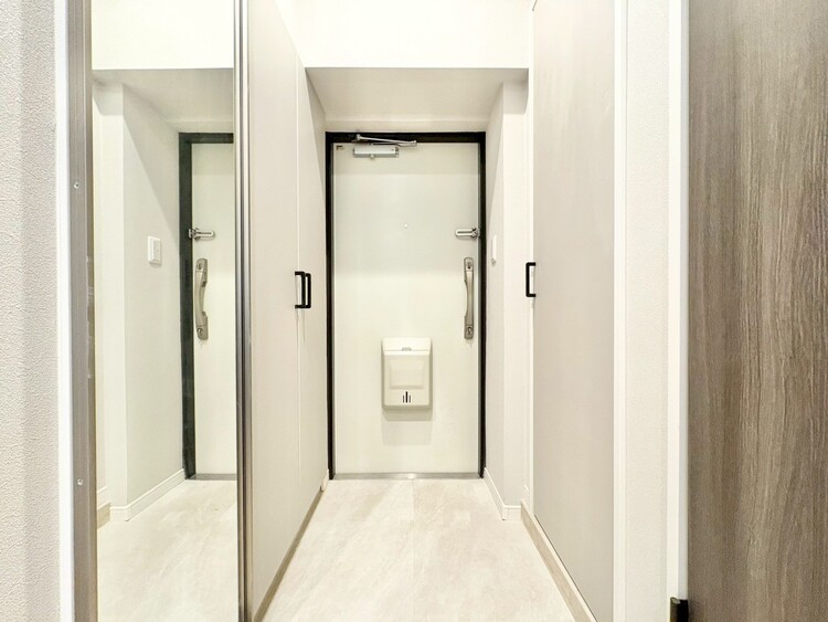 玄関 シューズボックスを完備した玄関です。