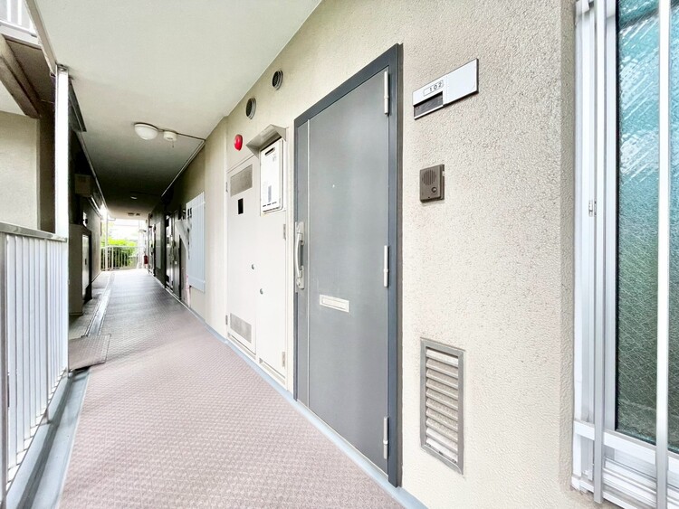 玄関 玄関を開ければ、そこは安らぎのご自宅。