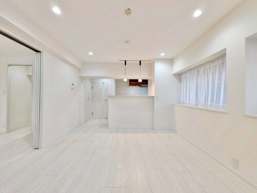 サンパレス本町の物件画像