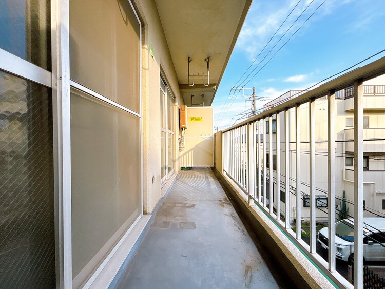 バルコニー 暮らしの中で、光と風を演出してくれるバルコニー。