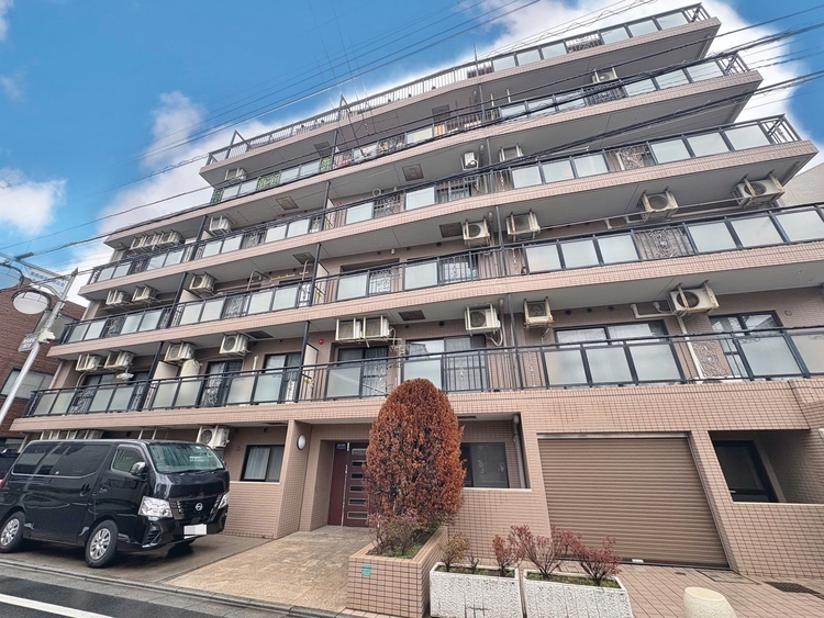 外観 資料には掲載していない情報が、現地にはたくさんあります。是非一度、現地をご確認ください。
