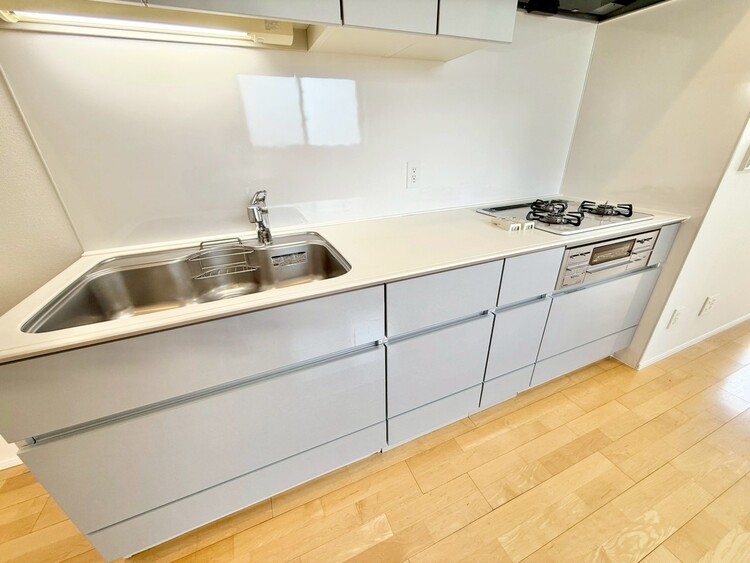 その他 開放感のあるキッチンスペース。調理をしながら、会話も弾みそうですね。