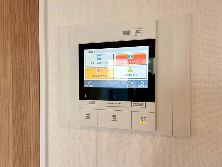 その他 誰が来てもわかる様にモニター付きインターホンを設置。