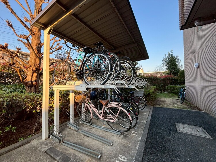 その他 駐輪場も綺麗に整頓されています。※空き状況は都度ご確認下さい。