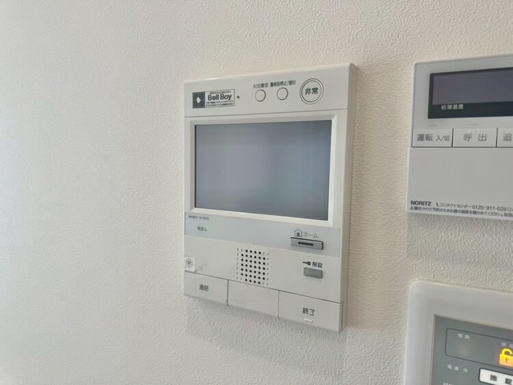 その他 誰が来てもわかる様にモニター付きインターホンを設置。