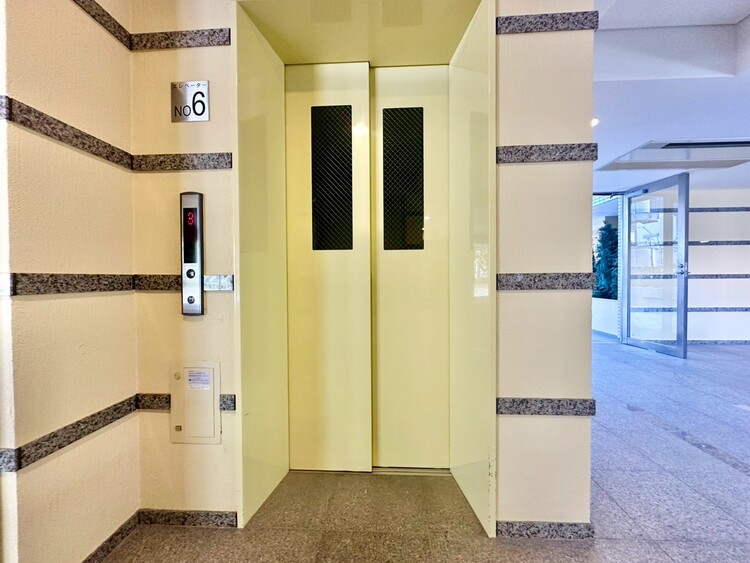 その他 エレベーター完備のため荷物が多くなっても安心。