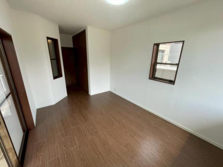 内装 1階洋室約6帖　別角度から