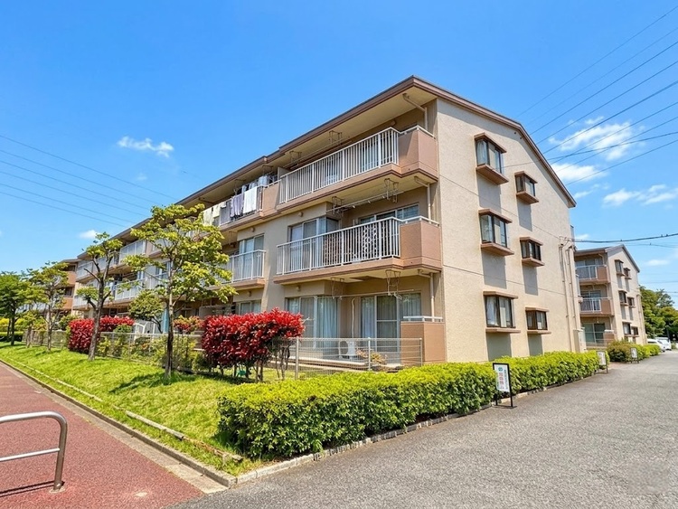 外観 資料には掲載していない情報が、現地にはたくさんあります。是非一度、現地をご確認ください。