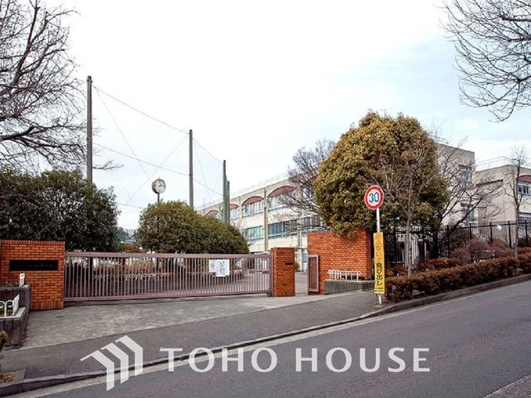 周辺 川崎市立金程中学校　距離500ｍ
