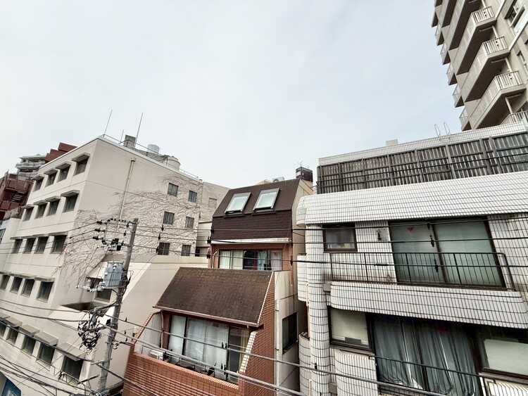 その他 眺望や窓からの景色が良いと、家で過ごす時間も快適です。