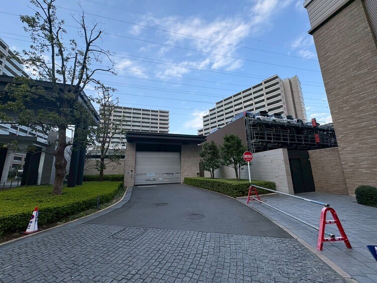 その他 駐車スペースが嬉しいですね。※空き状況は都度ご確認下さい。