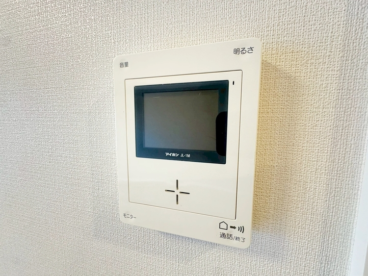 その他 誰が来てもわかる様にモニター付きインターホンを設置。