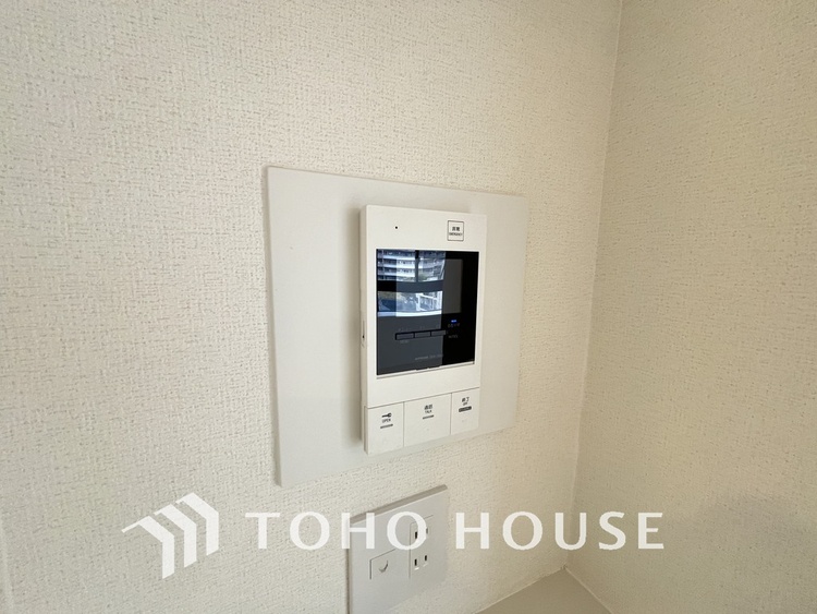 その他 来客が一目でわかるモニター付きインターホン
