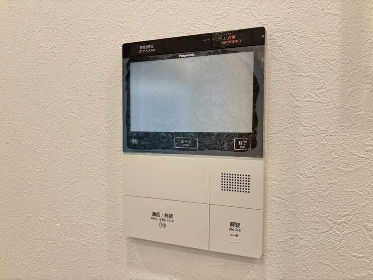 その他 誰が来てもわかる様にモニター付きインターホンを設置。