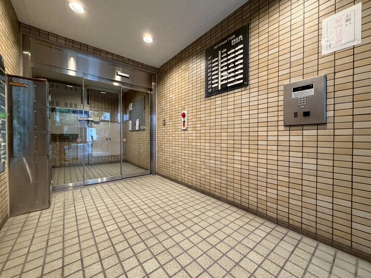 その他 館内は静寂な中が保たれており、管理が行き届いている印象を受けました。