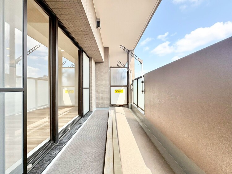 その他 朝の澄んだ空気や、夕方に吹く清々しい風を感じられるバルコニー。