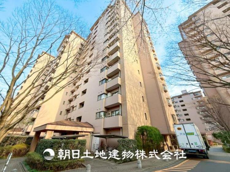 外観 【外観写真】おしゃれな雰囲気や自然の潤い、親しみやすさといった特徴を、街に新たな価値をもたらし続けてくれます。