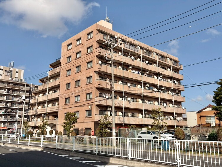 外観 ライフプランニングからローンまで、一貫してご説明させていただきます。お気軽にお問い合わせくださいませ。