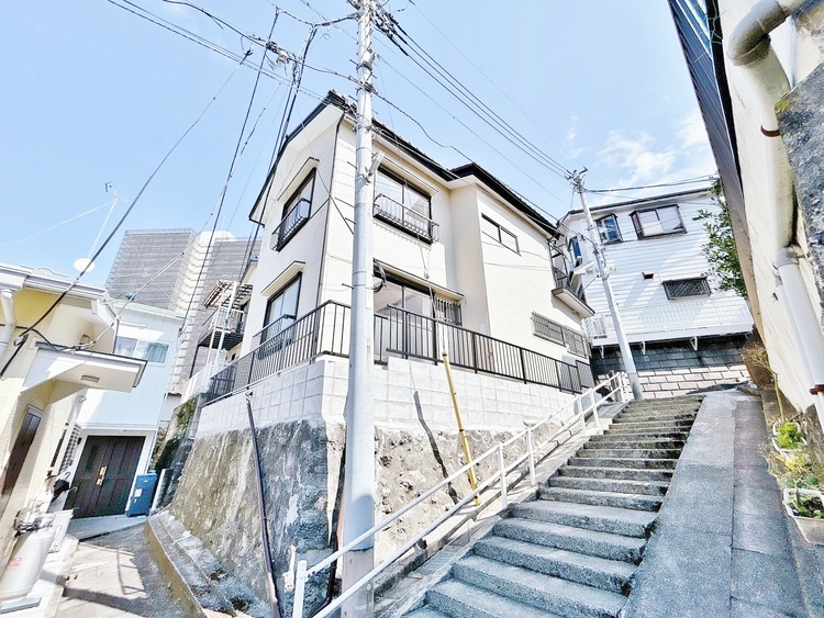 外観 ライフプランニングからローンまで、一貫してご説明させていただきます。お気軽にお問い合わせくださいませ。