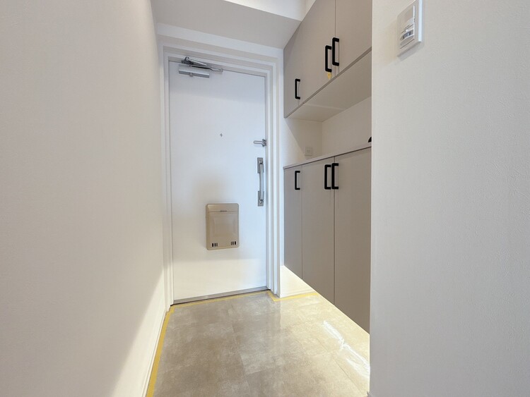 玄関 シューズボックスを完備した玄関です。