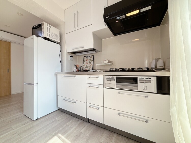 キッチン 洗練されたスタイリッシュなデザイン性と使いやすさを備えた仕様。