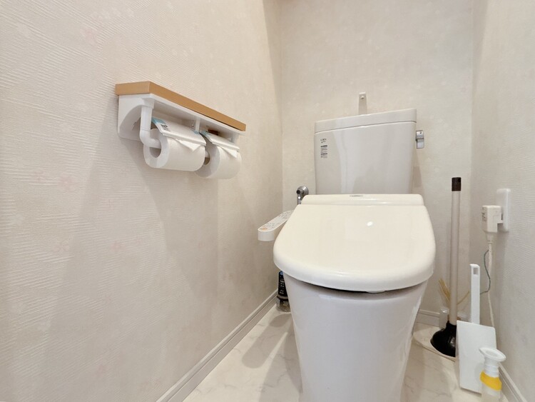 トイレ 暮らしの中のさりげないひとときの快適さにも、こだわりを、持って設備を配しております。