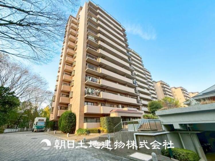 外観 【外観写真】目の前に手を伸ばせば、触ることが出来そうな環境が、そのままインテリアになったような印象です。