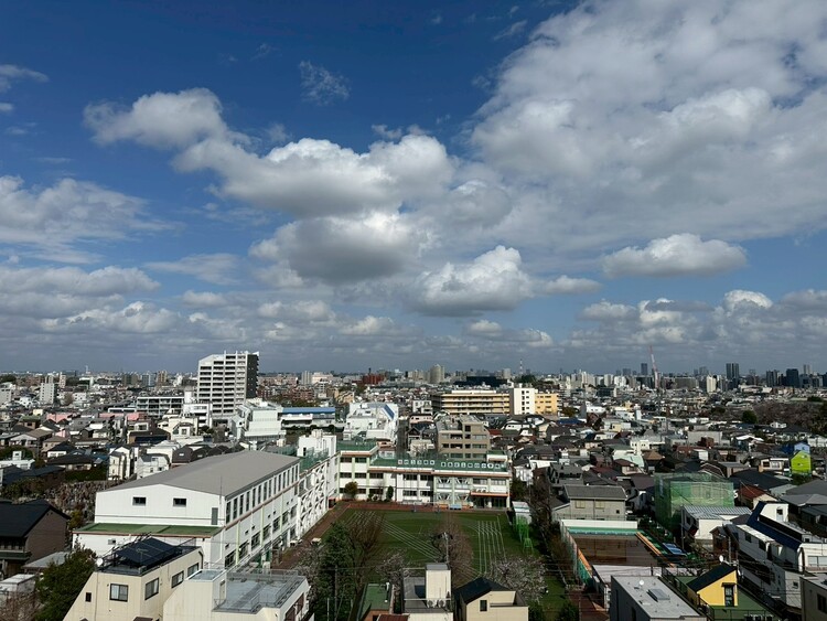 その他 眺望や窓からの景色が良いと、家で過ごす時間も快適です。
