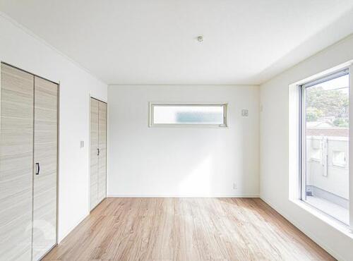 築後未入居　こどもの国　全2棟の物件画像