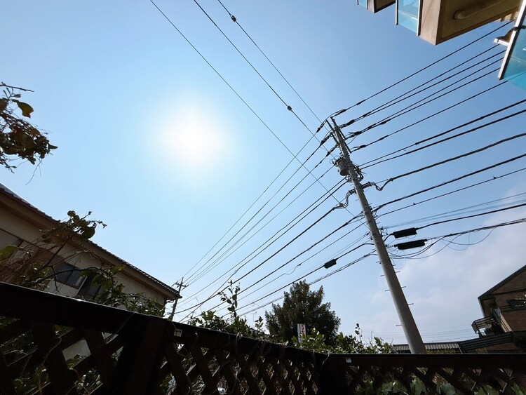 バルコニー 頬をなでる、優しい風を感じることが出来ます。