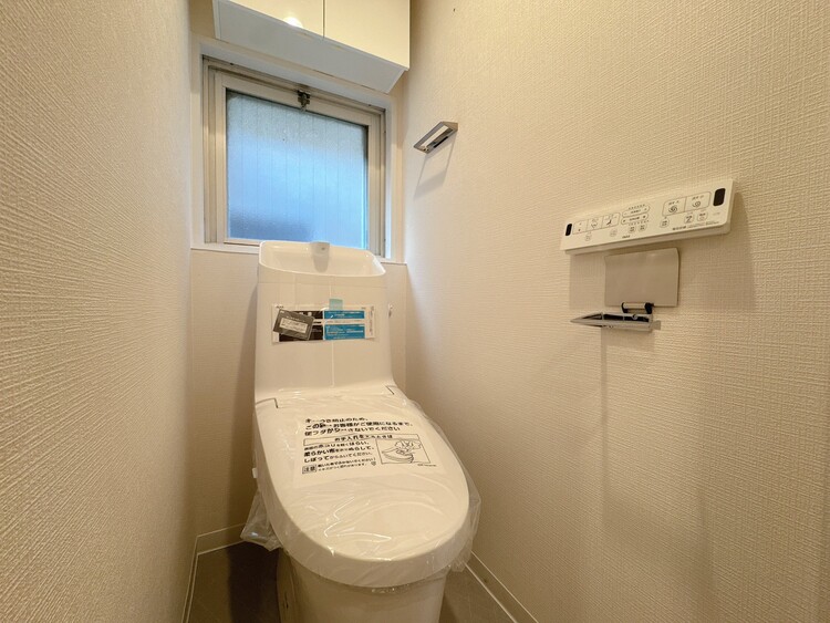 トイレ 暮らしの中のさりげないひとときの快適さにも、こだわりを、持って設備を配しております。