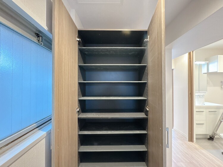 収納 暮らし心地を大きく左右する収納を、適材適所に配置し使い勝手を考慮しました。