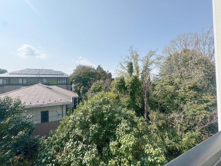 その他 眺望や窓からの景色が良いと、家で過ごす時間も快適です。